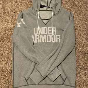 Under Armour Sweatshirt